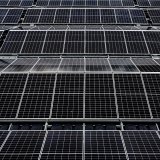 La promesse d'un rendement sur placement s'est évaporée pour de nombreux investisseurs romands de Primeenergy Cleantech. (archive) KEYSTONE/EPA/SASCHA STEINBACH